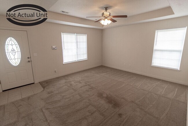 Building Photo - 7360 Noah Ct