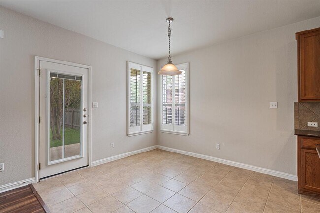Building Photo - 404 Arrowhead Trail