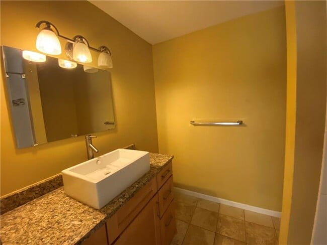 Building Photo - 6448 Appletree Way
