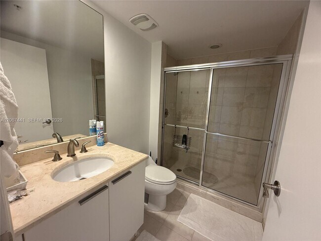 Building Photo - 15051 Royal Oaks Ln