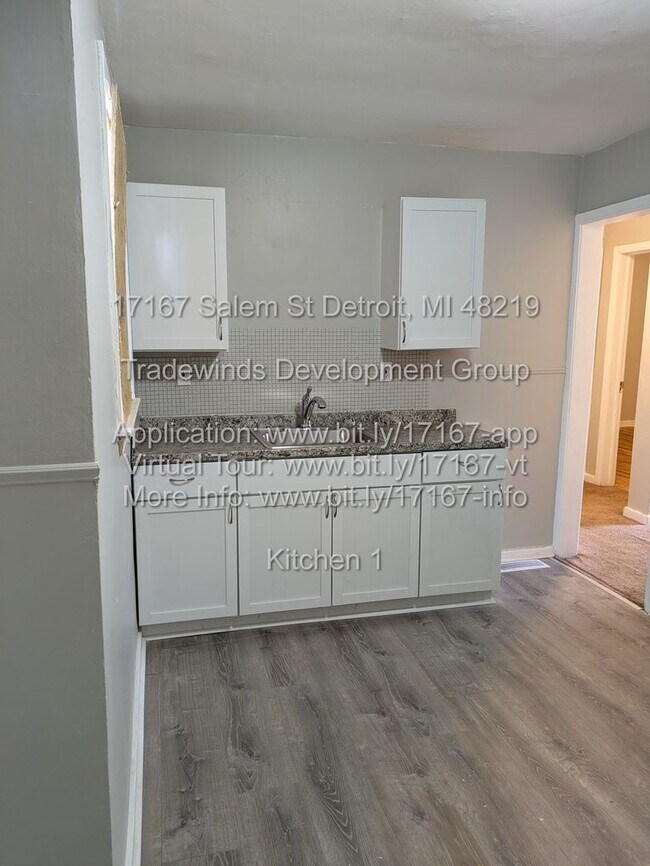 Building Photo - 17167 Salem