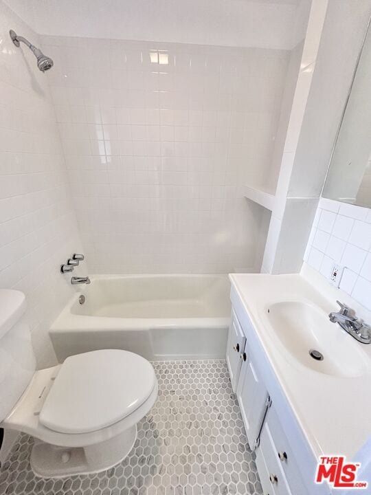 Building Photo - 2339 1/2 Norwalk Ave