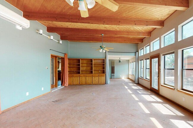Building Photo - 4112 Cherrydale Ct NW
