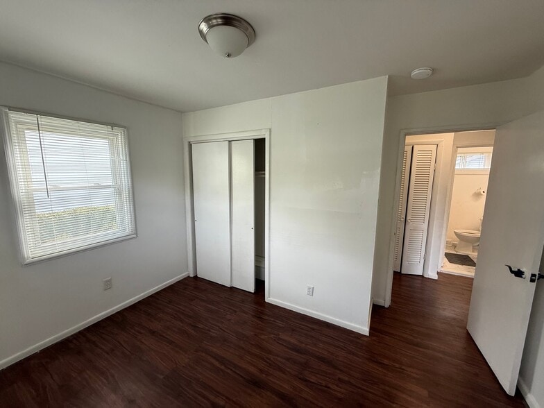 Building Photo - 41 Mary Hadge Dr