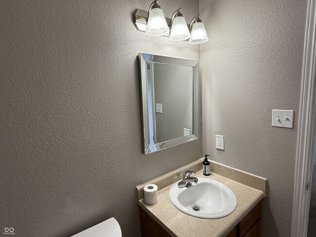 Building Photo - 14328 Cuppola Dr