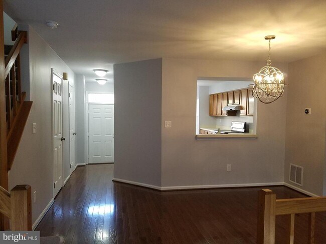 Building Photo - 9663 Horsham Dr