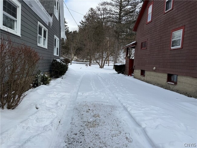 Building Photo - 21 Otter Creek Pl