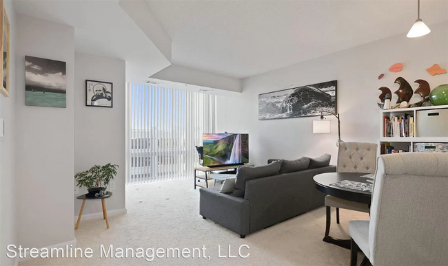 Primary Photo - 1 br, 1 bath House - 930 Wayne Ave #707