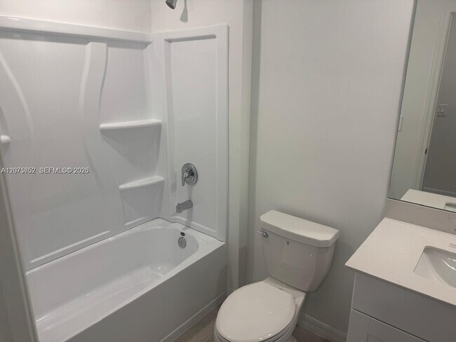 Building Photo - 17616 Paradiso Wy