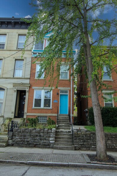 Property - 421 Hopkins St
