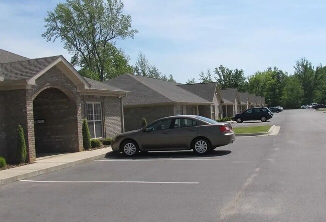 Building Photo - Pinebrook Apartments