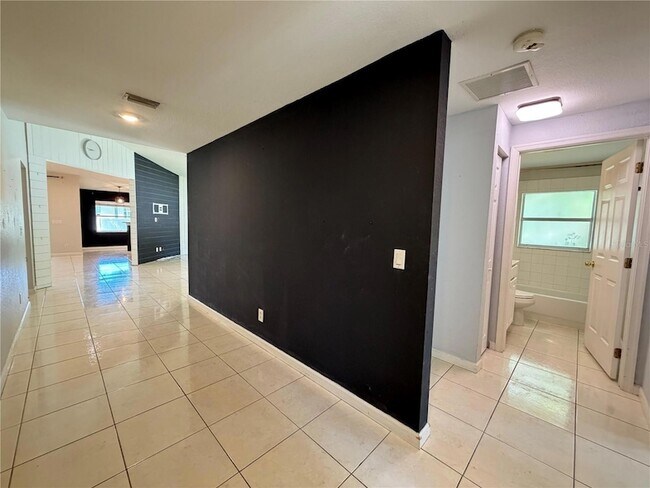 Building Photo - 4426 Windsong Ave