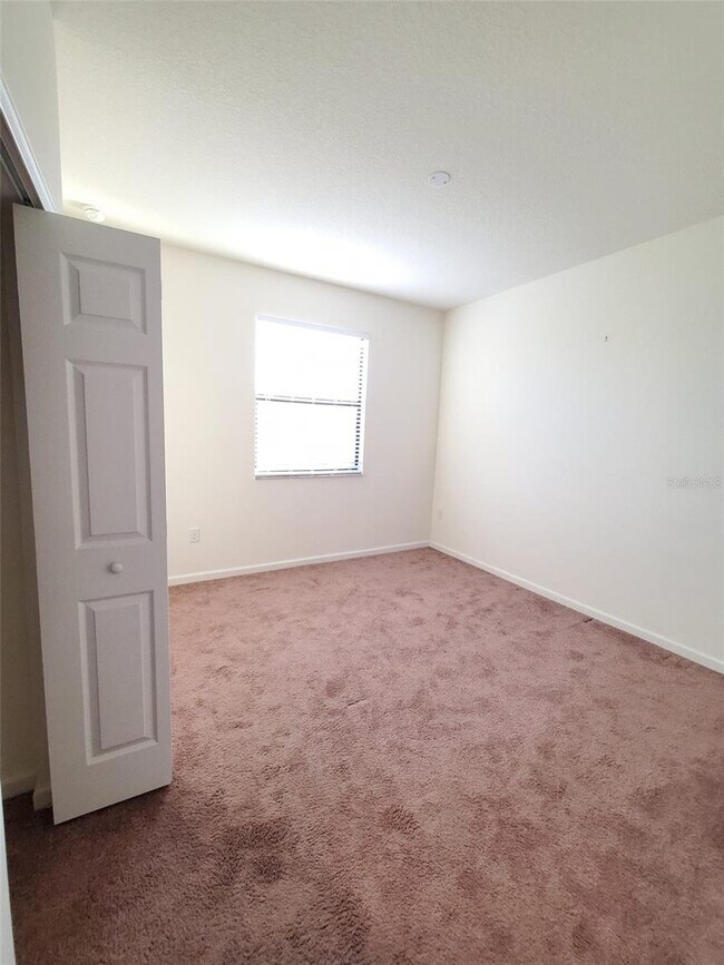 Building Photo - 1893 Portofino Meadows Blvd