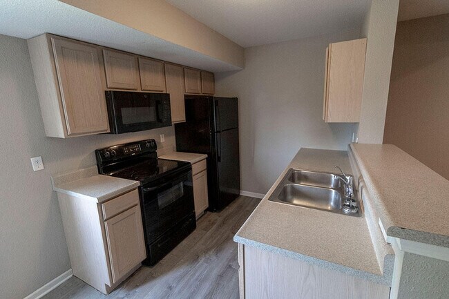 Building Photo - 4001 Snowy Owl Dr