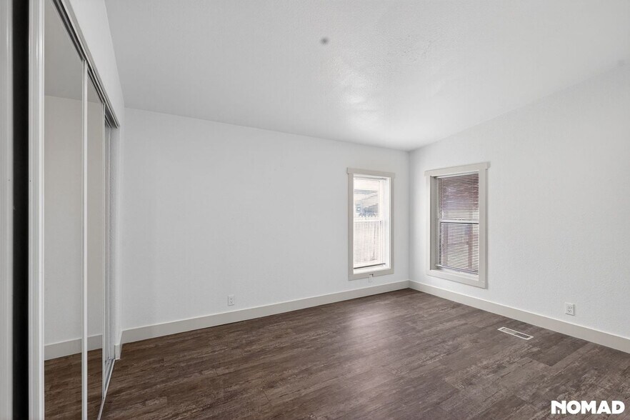 Building Photo - 1325 Bramblewood Ln