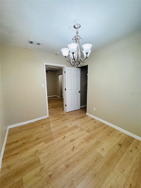 Building Photo - 1910 E Columbus Dr