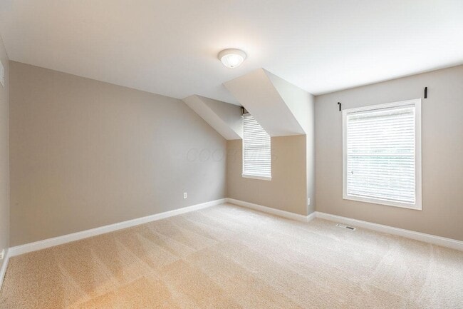 Building Photo - 4930 Brooksview Cir