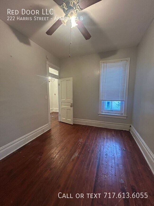 Building Photo - 222 Harris St