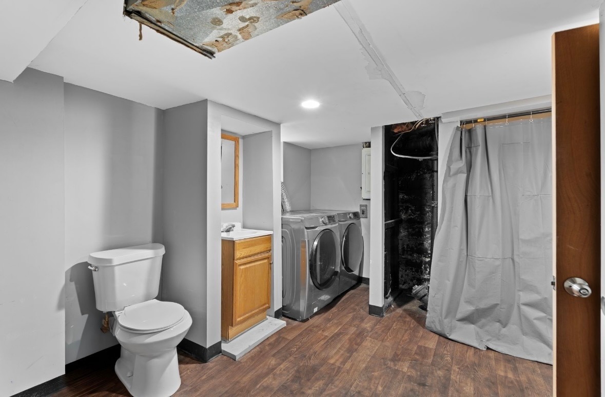 Building Photo - 243 Edgewood Pl