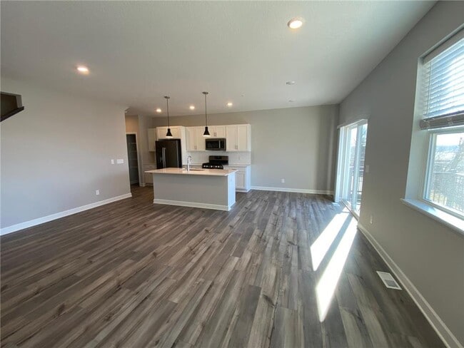 Building Photo - 178 Jean Avenue