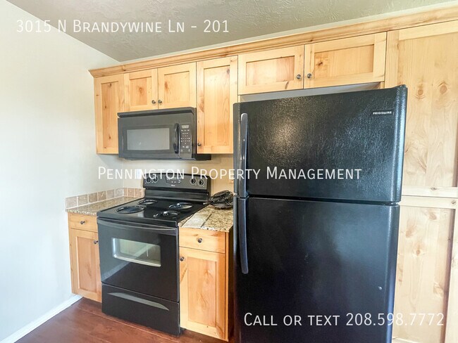 Building Photo - 3015 N Brandywine Ln