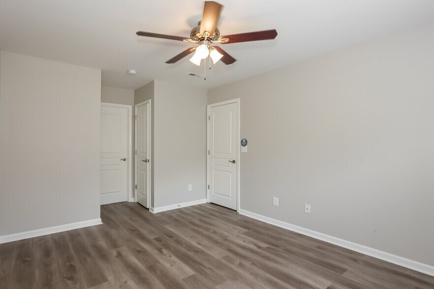 Building Photo - 133 Arbridge Ct