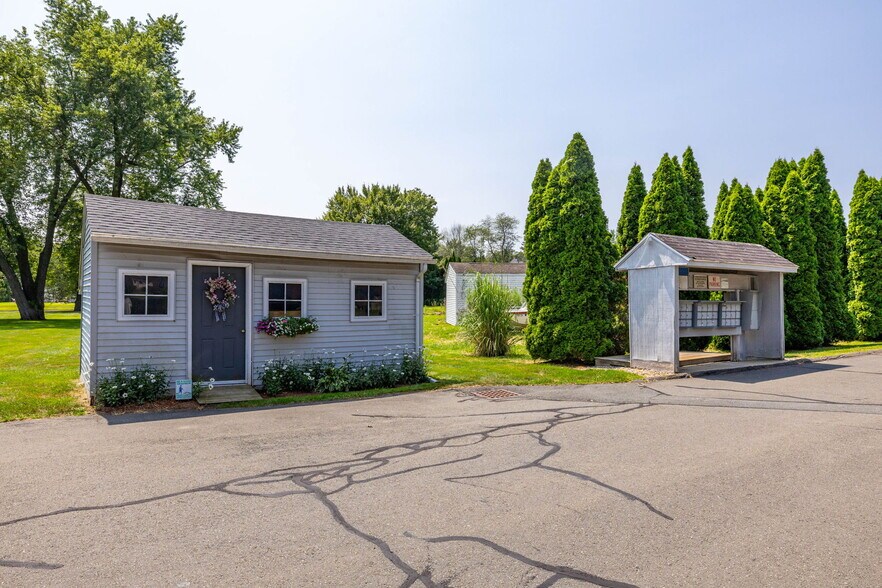 Building Photo - 26 Brandywine Ln