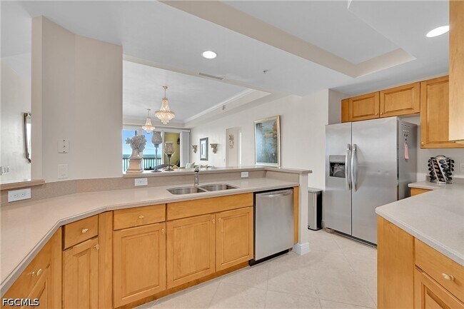 Building Photo - 2743 First St