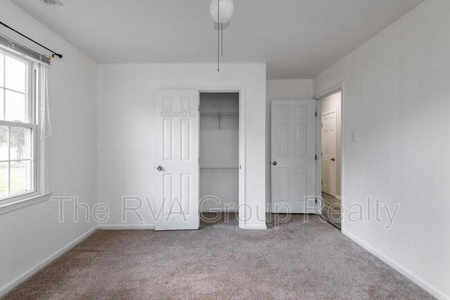 Building Photo - 15711 Gary Ave