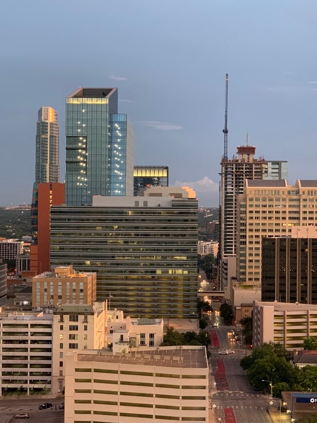 Building Photo - 1122 Colorado St
