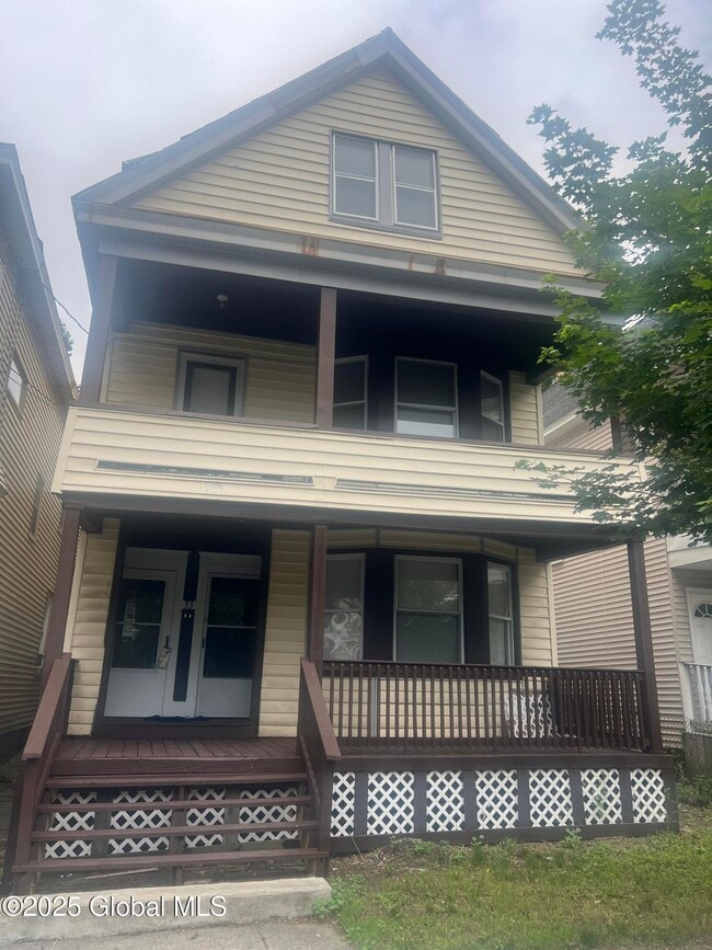 Primary Photo - 33 Morris St