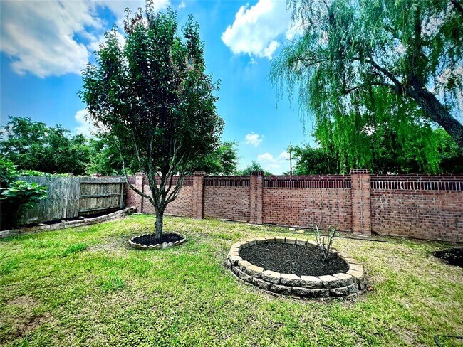 Building Photo - 6718 Glenkirk Pl