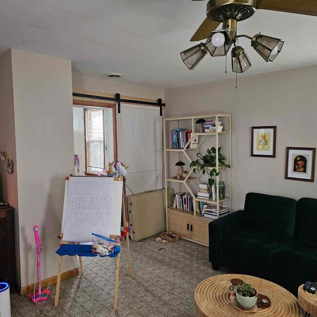 Building Photo - 139 N Seton Ave