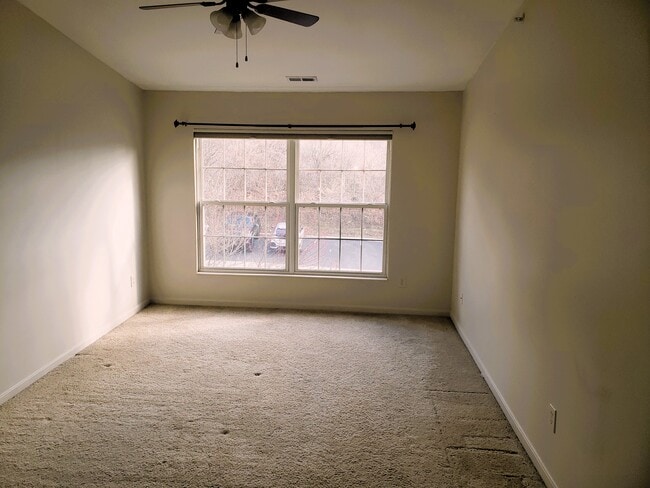 Bedroom 1 - 664 Rivers Breeze Dr