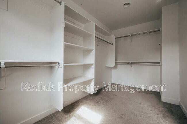 Building Photo - 2442 N Gotland Way