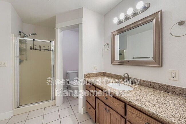 Building Photo - 4817 NE Holman St