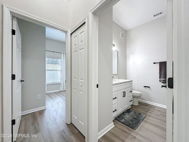 Building Photo - 13816 Herons Landing Way