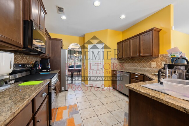 Building Photo - 4940 Brightstar Ln