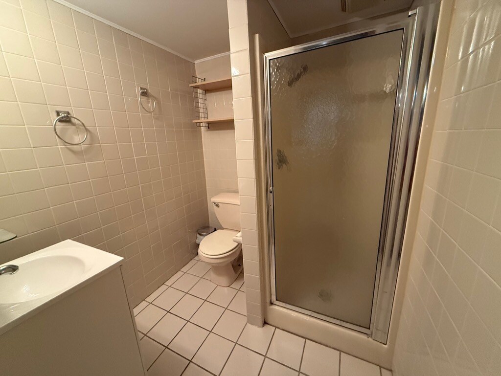 Building Photo - 6408 Palmetto St