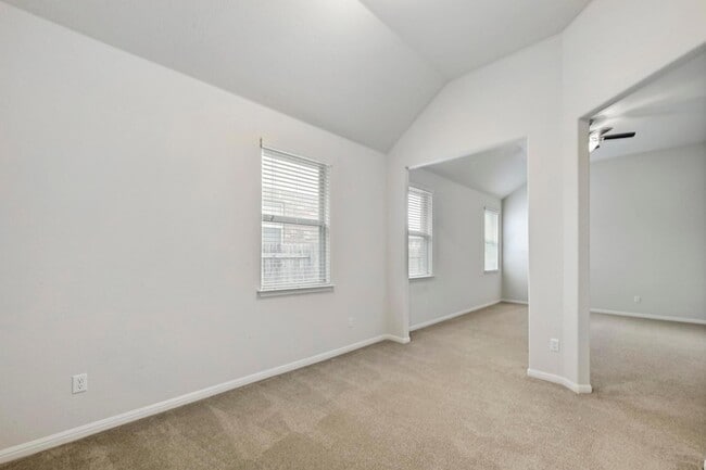 Building Photo - 2344 Broken Wagon Dr