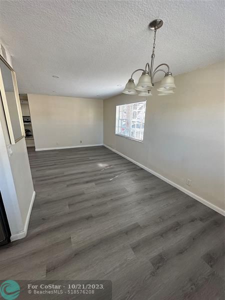 Building Photo - 401 SW 86th Ave
