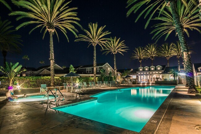 Pool and Spa - 711 Lido Park Dr