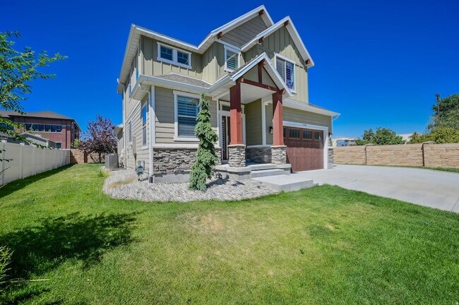 Building Photo - 11166 Del Andrae Ln