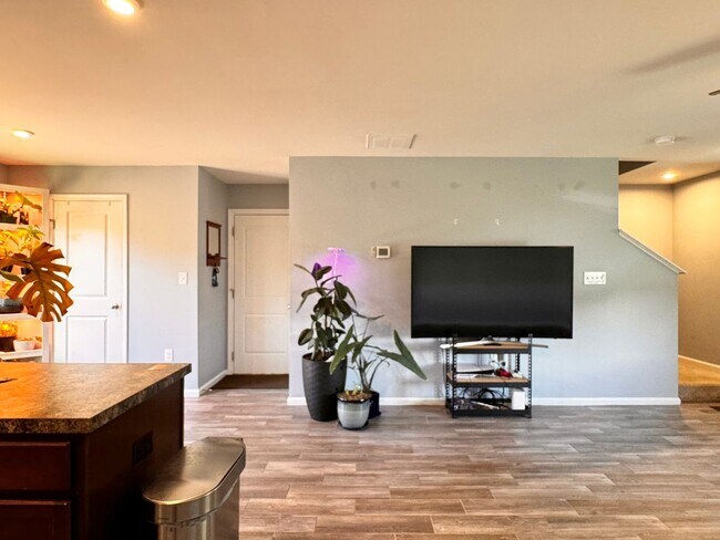 Building Photo - Close NGIC & Ruckersville area- Great two ...