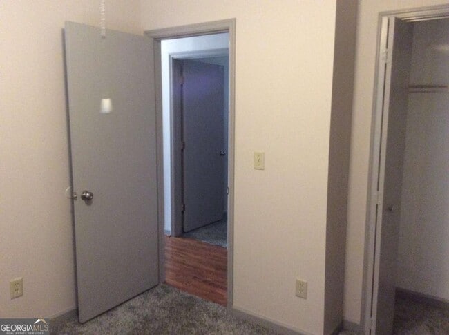 Building Photo - 2882 Silver Maple Ct