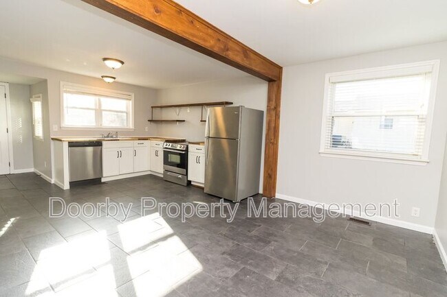 Building Photo - 1908 Cleveland Ave