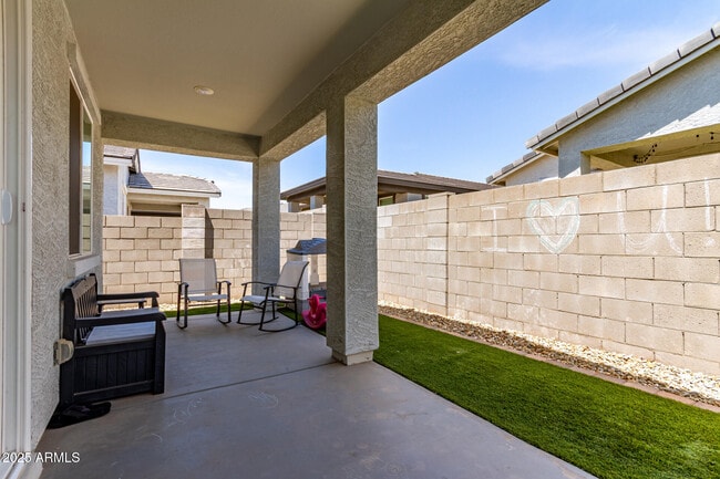 Building Photo - 17344 W Country Club Terrace