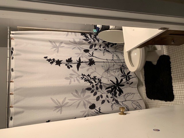 Building Photo - 2831 31st Pl NE