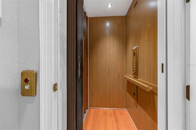 Building Photo - 6039 Printery St