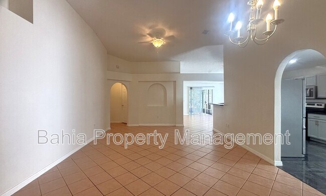 Building Photo - 10827 Laxton St